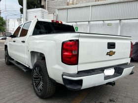 Chevrolet Silverado 4 x 4
