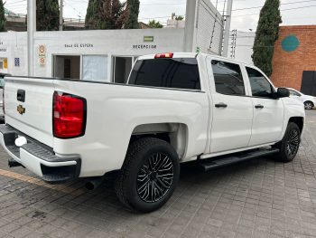 Chevrolet Silverado 4 x 4