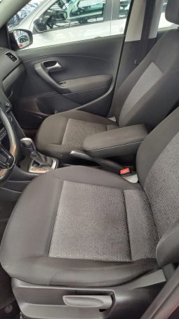 Volkswagen Polo 2017 full