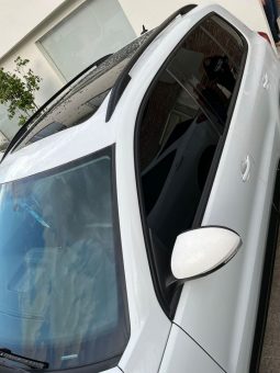 Volkswagen Tiguan 2015 full