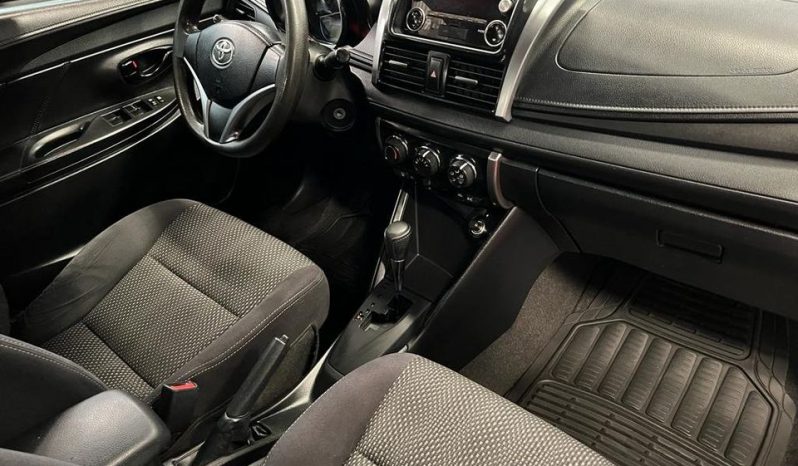 Toyota Yaris 2017 full