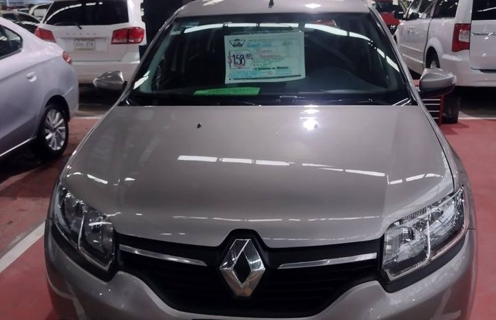 Renault Logan 2017 full